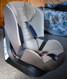 Автокресло Chicco Xpace