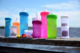 Бутылочка для кормления Twistshake с контейнером для сухой смеси