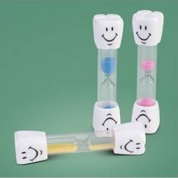 Часы песочные детские для чистки зубиков Aliexpress Hot sale Fashion New Arrival Mini Smiling Face Sandglass Hourglass Sand Clock Timer 3 Minutes 7 Colors Drop Shipping HG70 A01303