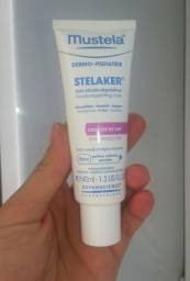 Детский крем Mustela bebe керато-регулирующий от себорейных корочек для новорожденных Stelacker
