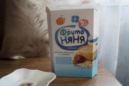 Каша Фруто Няня Овсяная с молоком и сливами с 5 месяцев