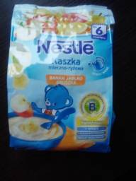 Каша Nestle Рисовая молочная с яблоком