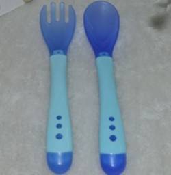 Набор для кормления Aliexpress The Temperature Sensing Fork and Spoon and The Baby cotton multifunction Scarf/Saliva Towel