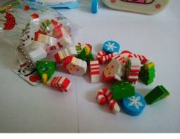 Набор фигурных ластиков Aliexpress Christmas eraser set PVC bag with eraser (20pcs eraser+1pcs bags)