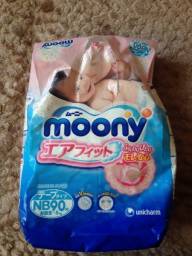 Подгузники Moony NB 5 кг