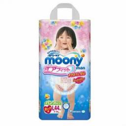 Подгузники-трусики Moony для девочек