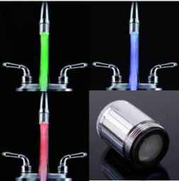 Светодиодная насадка на кран AliExpress NEW Water Glow 3 Colors Changing LED Faucet Temperature Control Sensor Tap head