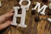 Фото 5 - Элементы декора Aliexpress Free Standing 10cm White LOVE Decorative Artificial wood Wooden Letter Alphabet A-Z Wedding Gift decoration White wood letters Фото 5
